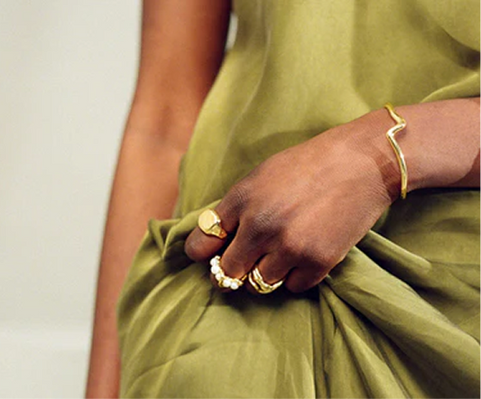 Treat Your Bridesmaids: A Wedding Jewellery Guide