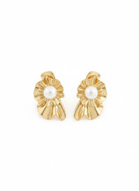 Golden Bloom Pearl Earrings