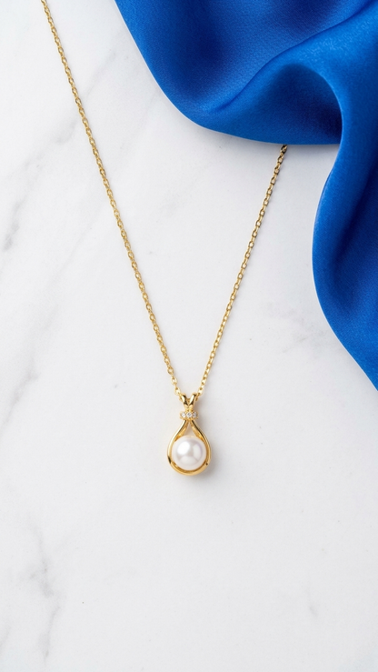 Golden Dewdrop Pendant