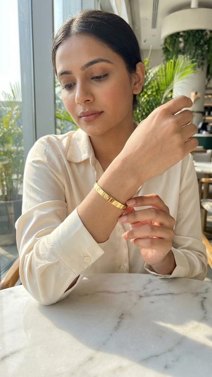 Imperial Screw Bracelet