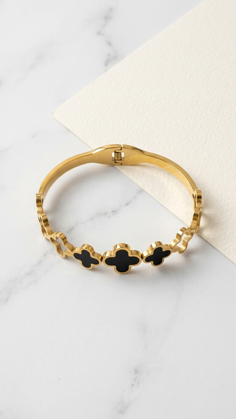 Onyx Clover Bracelet